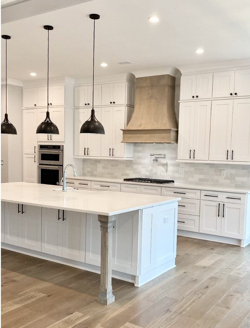 A finished white shaker kitchen built by Cabo
